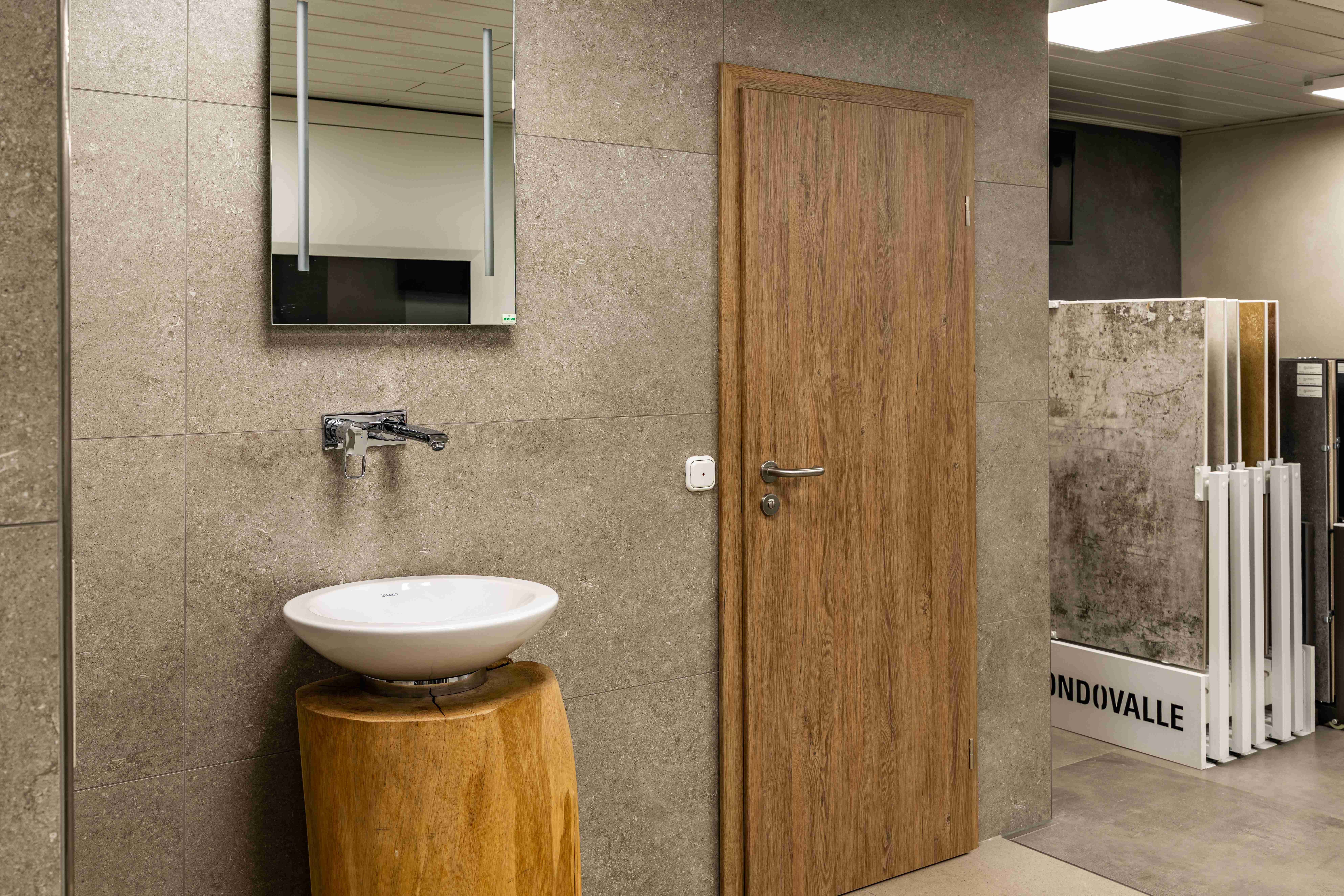 Große Fliesenausstellung Freudenberg